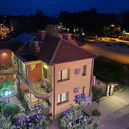 Family Hotel Kavrakovi 파벨 반야 외부 사진