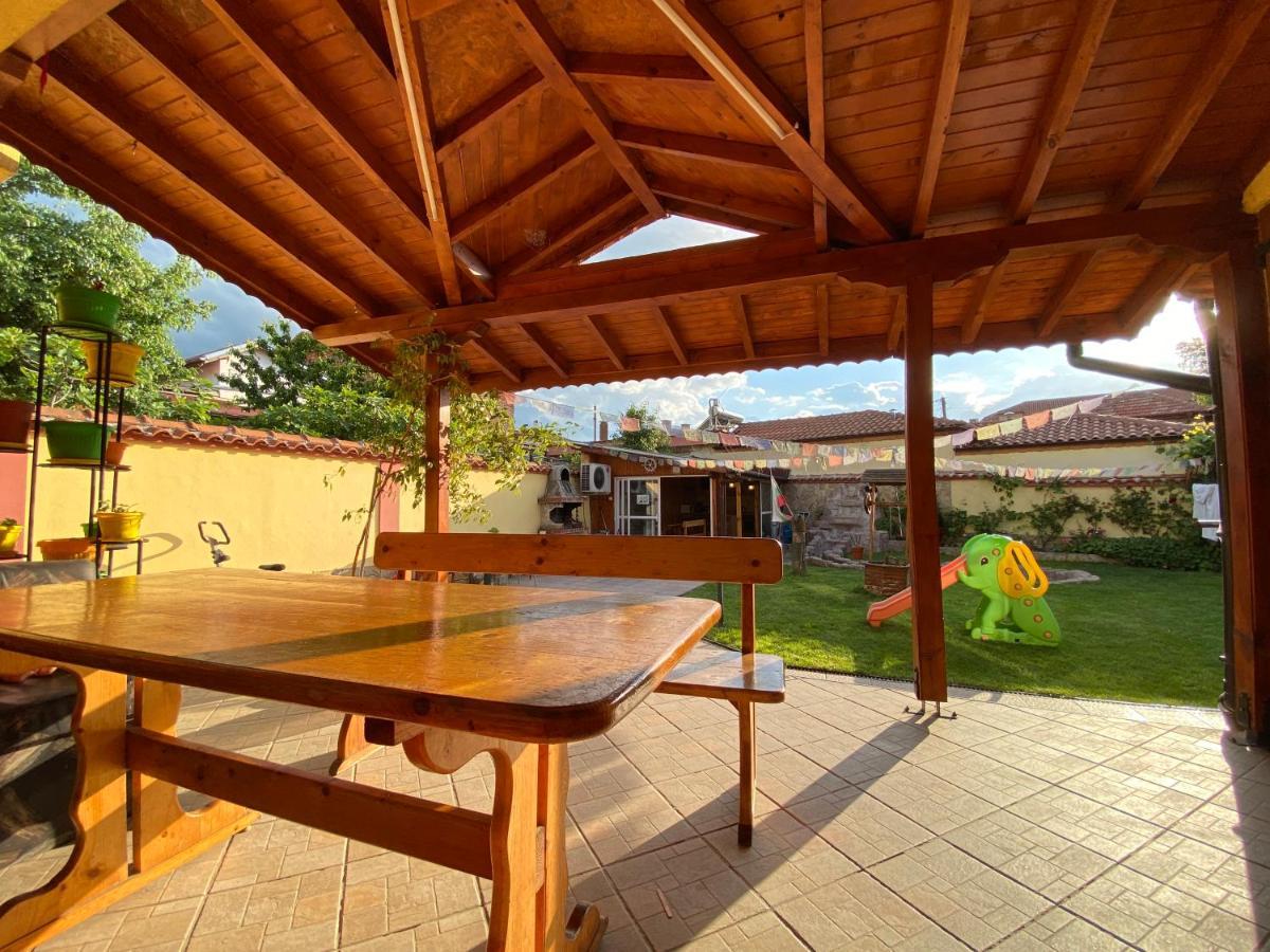 Family Hotel Kavrakovi 파벨 반야 외부 사진