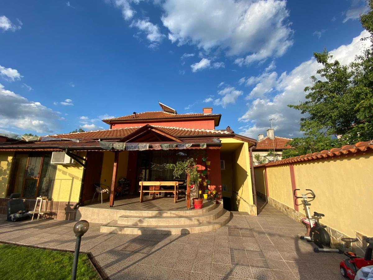 Family Hotel Kavrakovi 파벨 반야 외부 사진