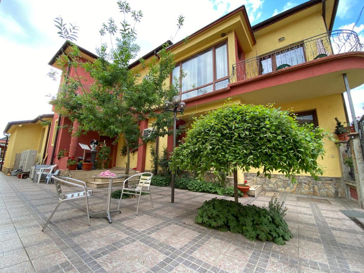 Family Hotel Kavrakovi 파벨 반야 외부 사진