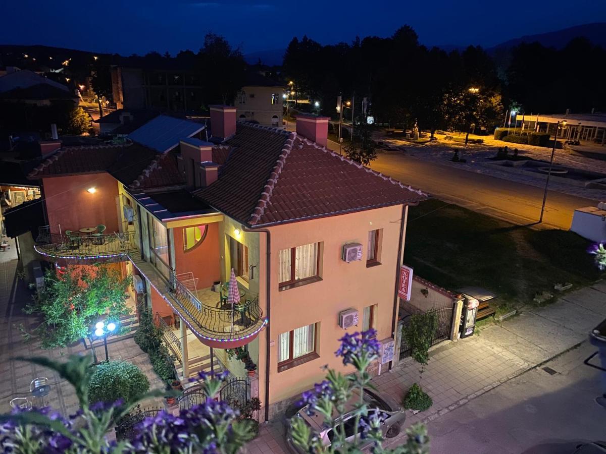 Family Hotel Kavrakovi 파벨 반야 외부 사진